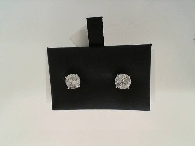 Diamond Stud Earring