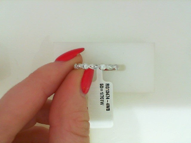 Diamond Wedding Bands  -  Women'