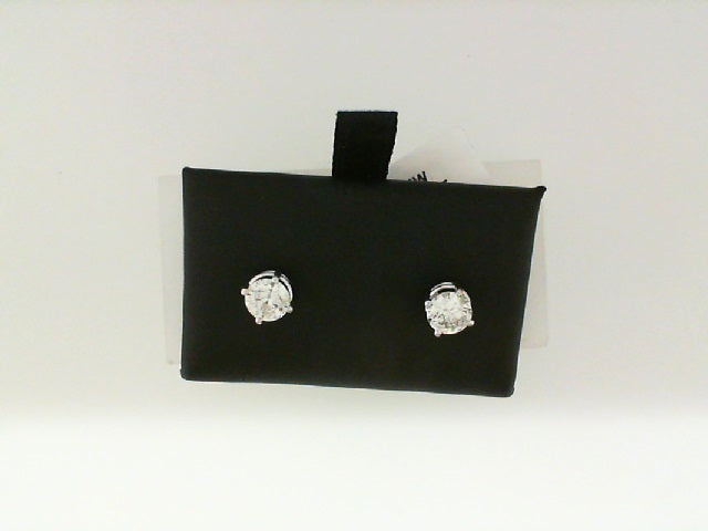 Diamond Stud Earring