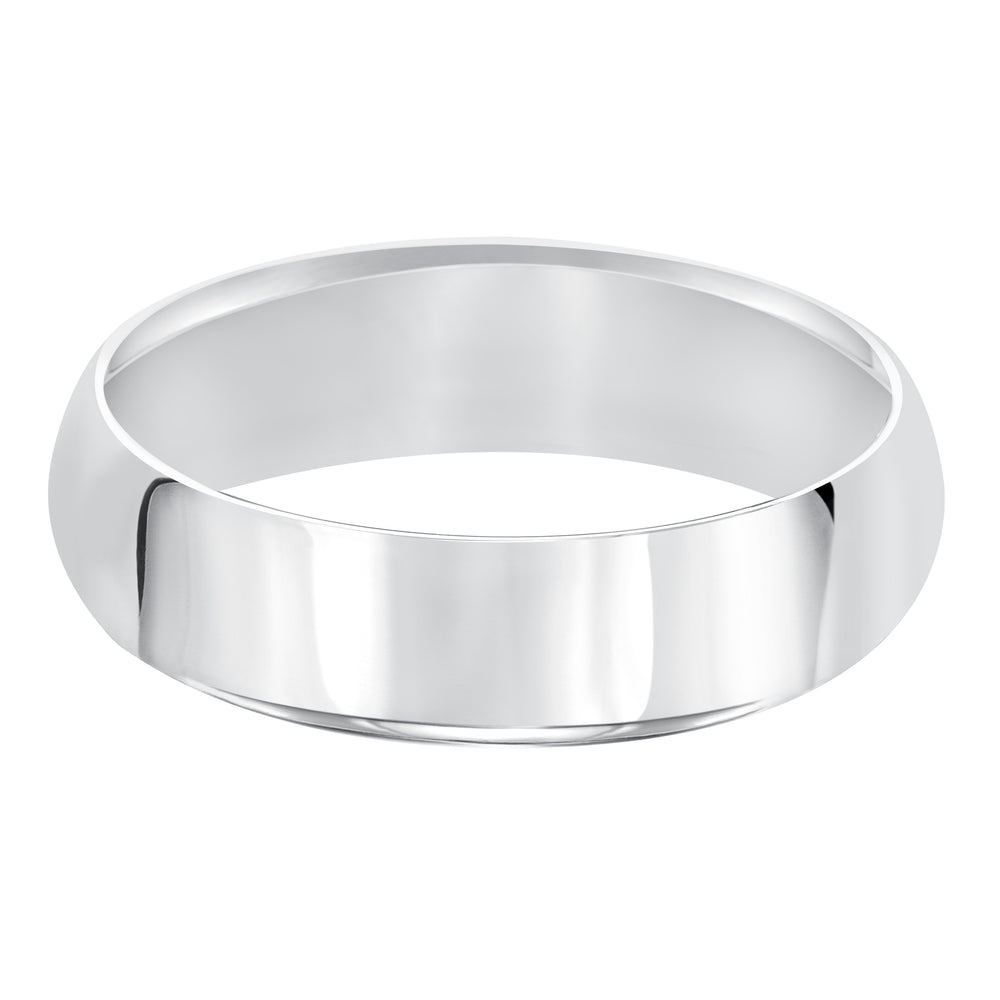 This domed Comfort Fit wedding band features a high polished finish offering a sleek and timeless look
