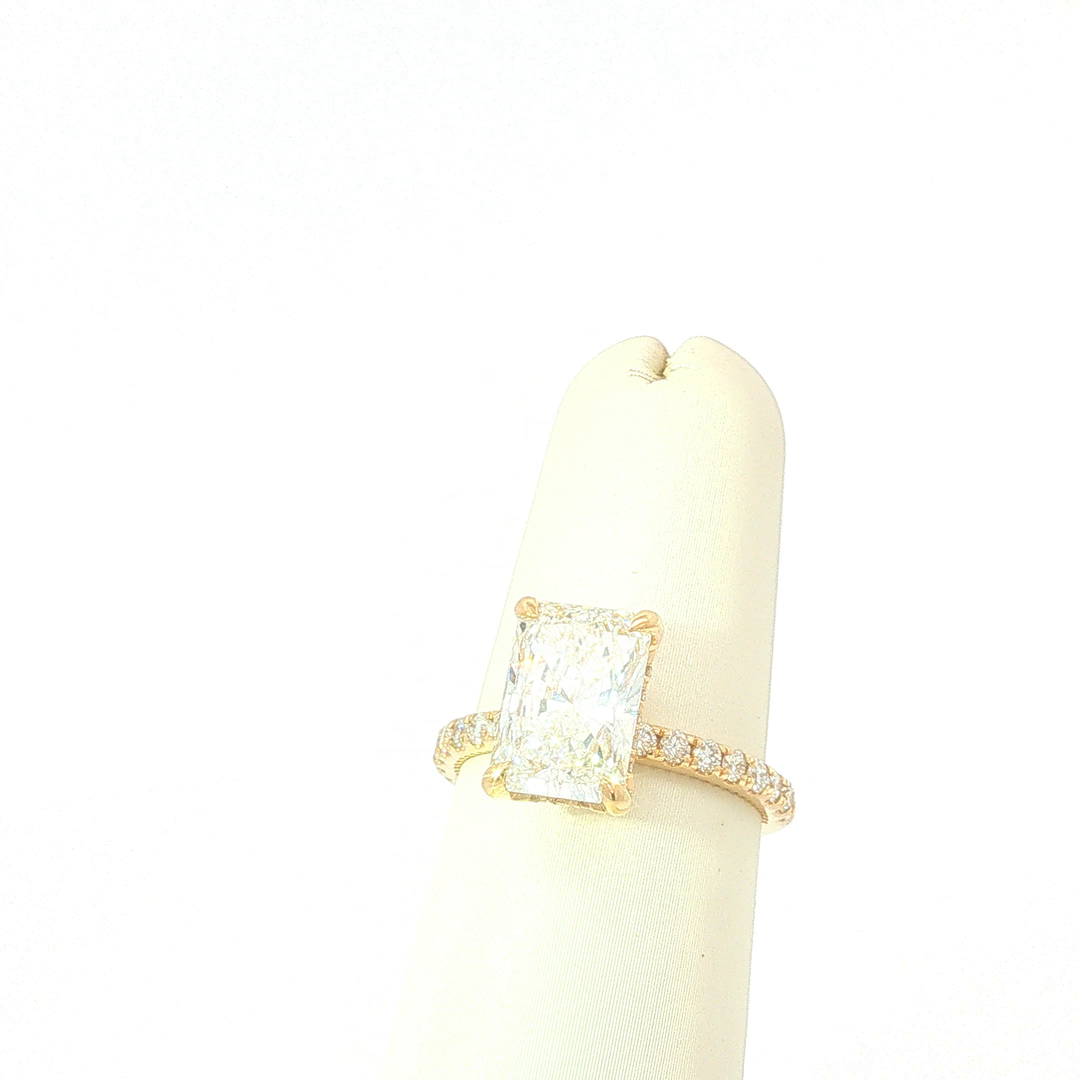 LAB ENGAGEMENT RING