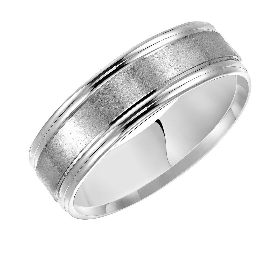 This Comfort Fit wedding band features a satin finish and round edges for a classic look