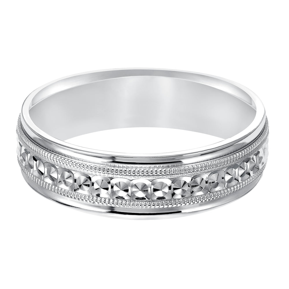 This low-dome styled, Comfort Fit wedding band features an eye-catching design with a bright finish, milgrain and round edges