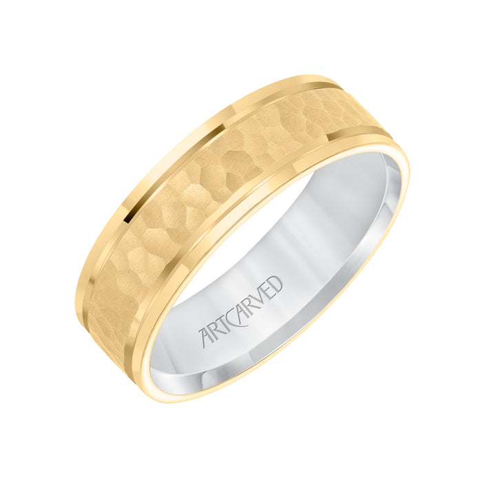 11-WV8833-G - ARTCARVED - Mens Comfort Fit wed Band with Yellow Gold Exterior with brushd Finish and hammerd Texture Center with Polished Flat Edge and White Gold Interior Pls note hand hammerd styles will have slight variations due to the nature of 