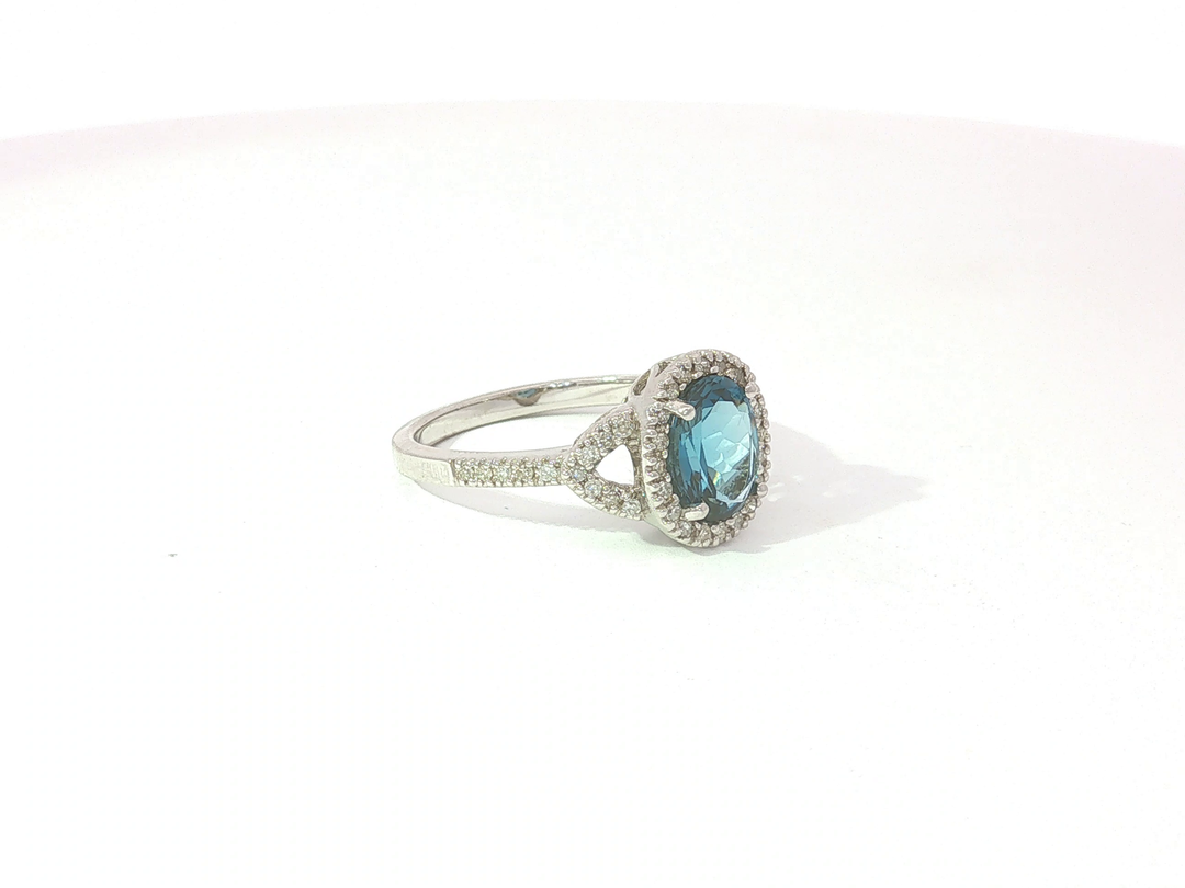 Colored Stone Rings  -  Women'
