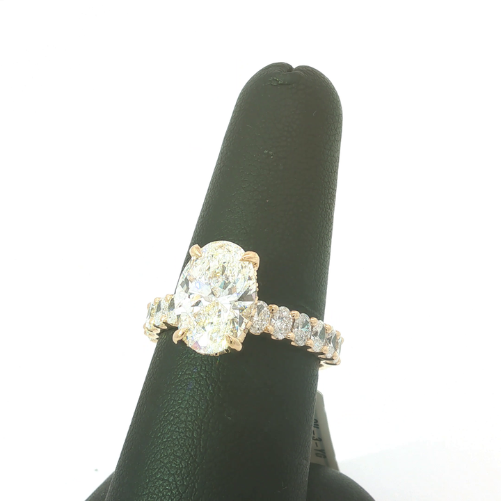 LAB ENGAGEMENT RING