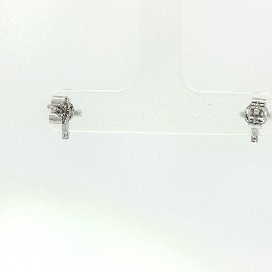Diamond Stud Earring