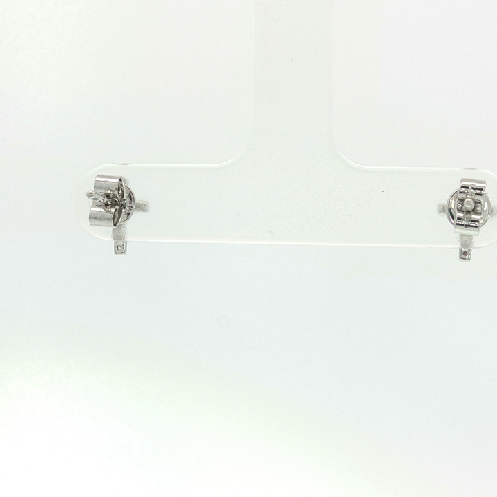 Diamond Stud Earring