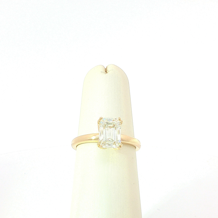 LAB ENGAGEMENT RING