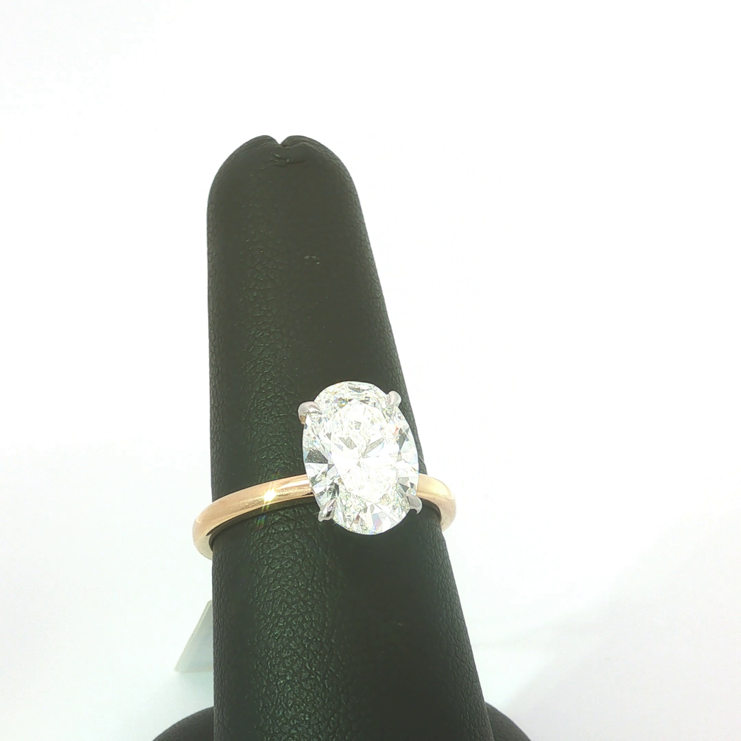 LAB ENGAGEMENT RING