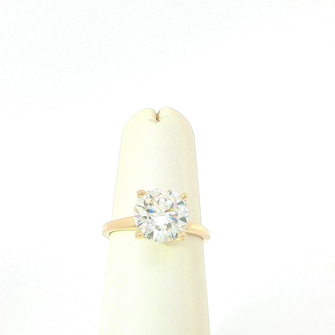 LAB ENGAGEMENT RING