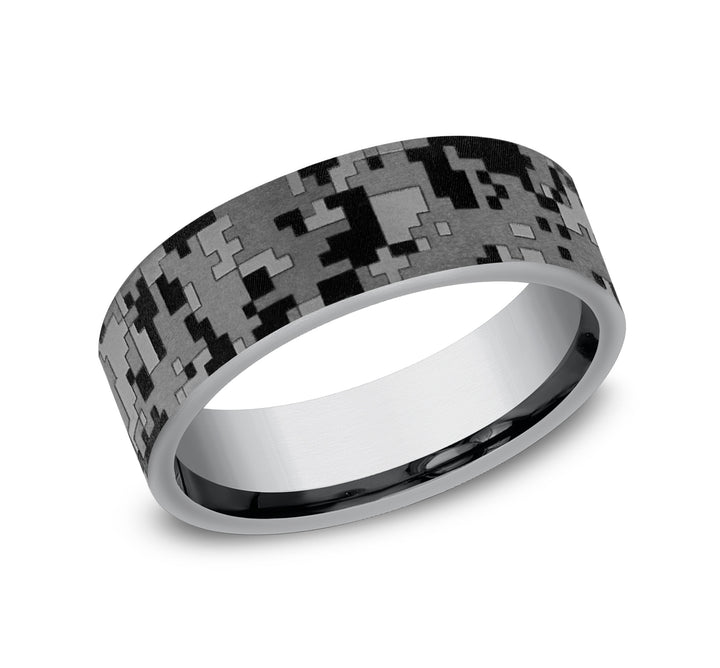 THE DIGITAL CAMO