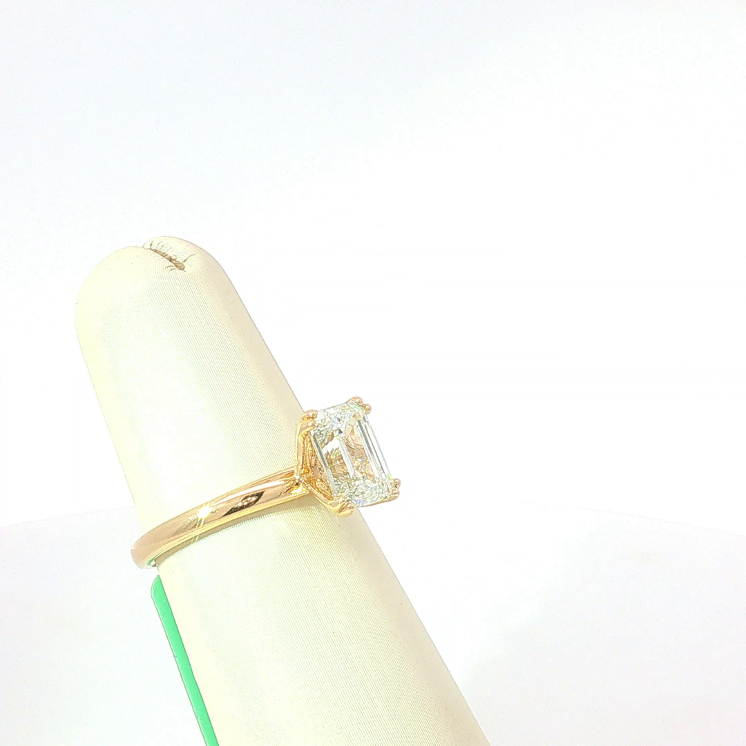 LAB ENGAGEMENT RING